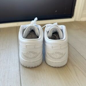 Nike Jordan 1 low white